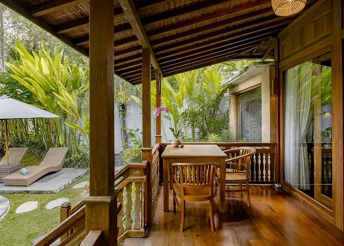 Anandari Villa *