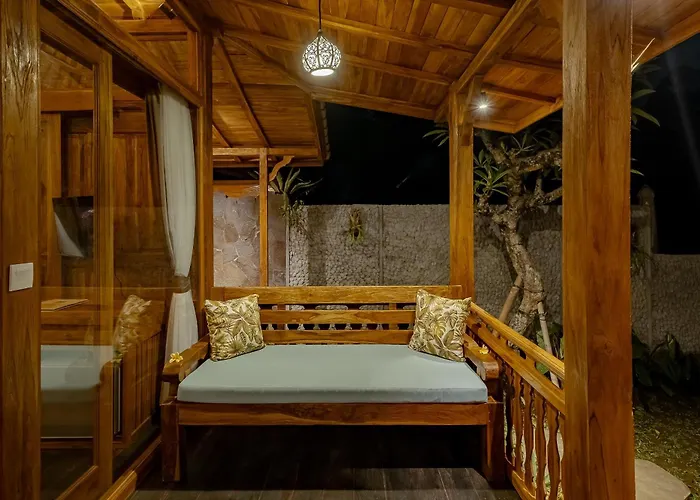 Anandari Villa *