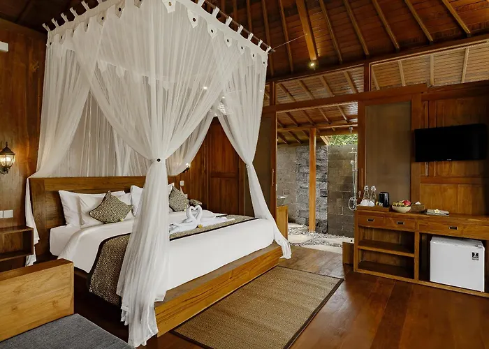 Anandari Villa *